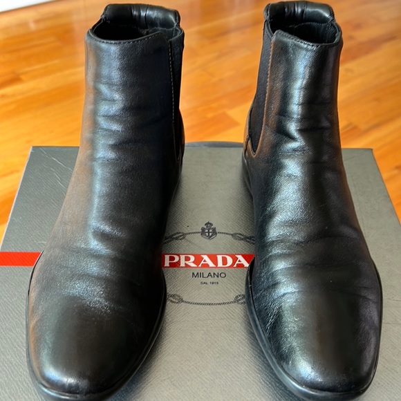 Pre-owned authentic Prada black leather booties - Picture 1 of 9